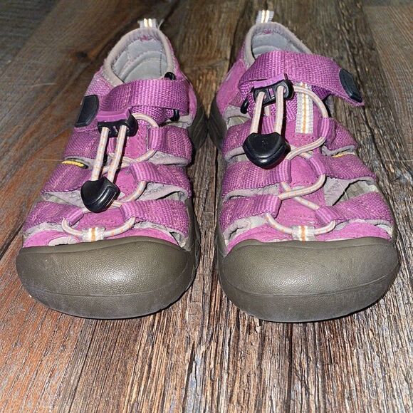 Keen Newport Lavender Sandals - Picture 2 of 7